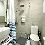Lejlighedshotel Retreat: Ocean View & Modern Comfort