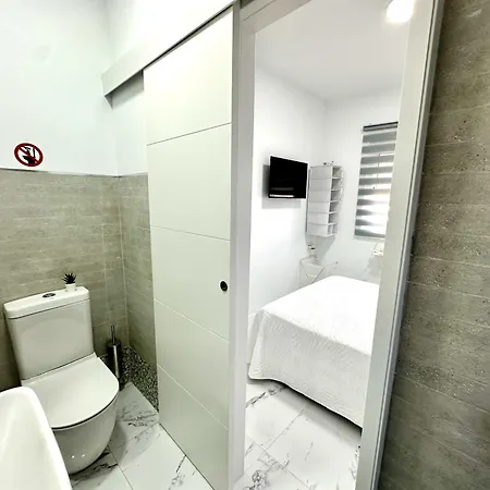 Retreat: Ocean View & Modern Comfort Aparthotel Alcalá la Real