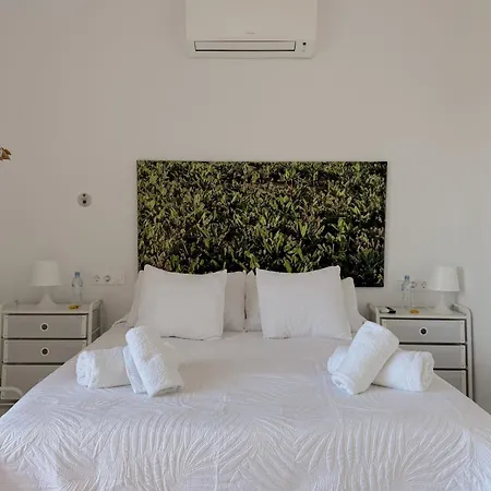 Retreat: Ocean View & Modern Comfort Aparthotel Alcalá la Real
