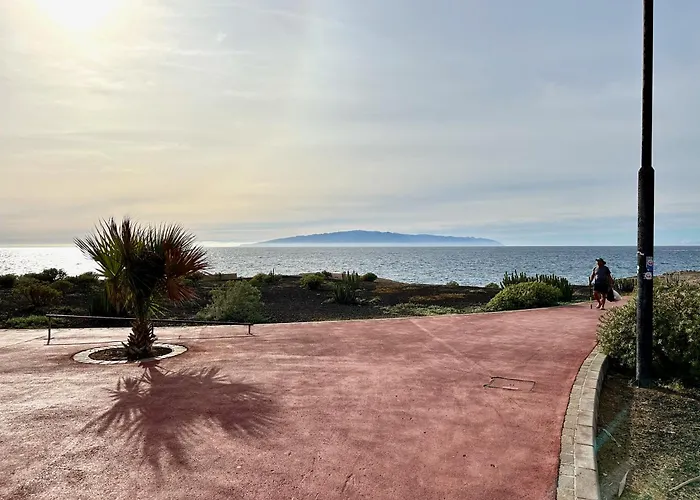 아파트호텔 Retreat: Ocean View & Modern Comfort Alcalá