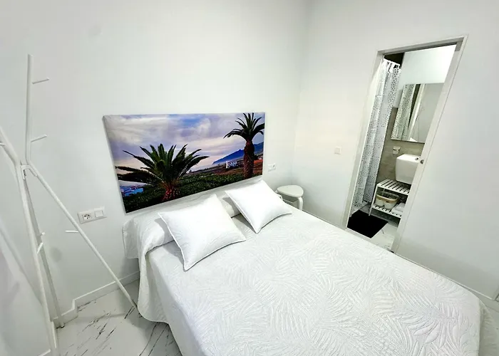 Retreat: Ocean View & Modern Comfort 아파트호텔 Alcalá