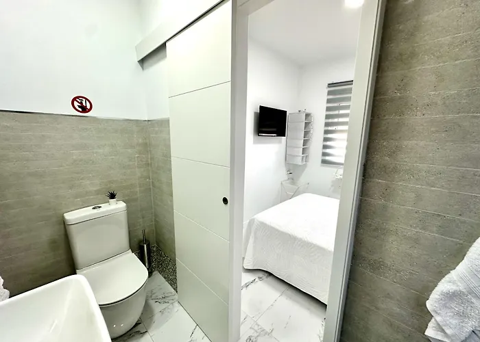 Retreat: Ocean View & Modern Comfort 아파트호텔 Alcalá