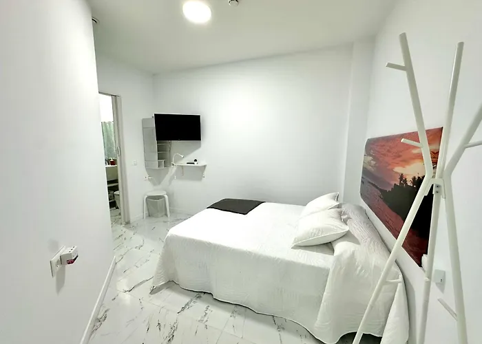 아파트호텔 Retreat: Ocean View & Modern Comfort Alcalá