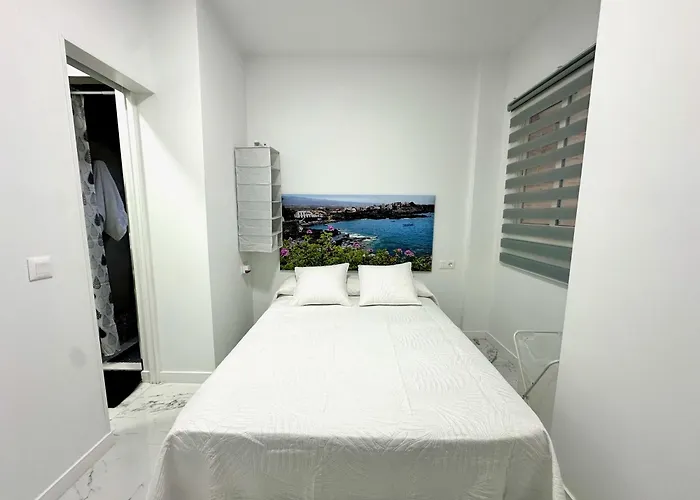 Retreat: Ocean View & Modern Comfort 아파트호텔 Alcalá