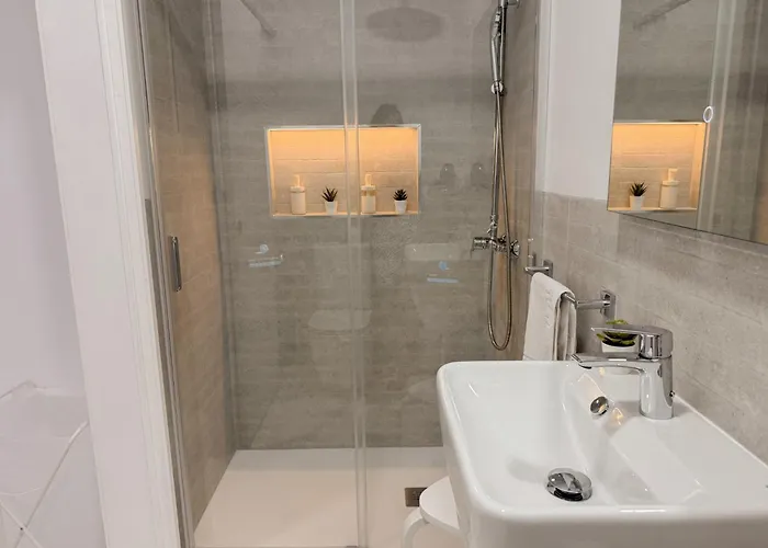 Retreat: Ocean View & Modern Comfort 아파트호텔